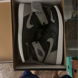 Jordan 1 Shadow 