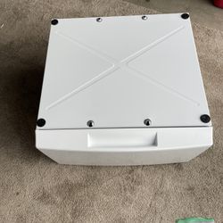 Whirlpool Laundry Pedestal WFP2715HW