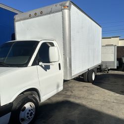 2006 GMC Box Truck