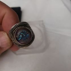 Size 8 Ring .