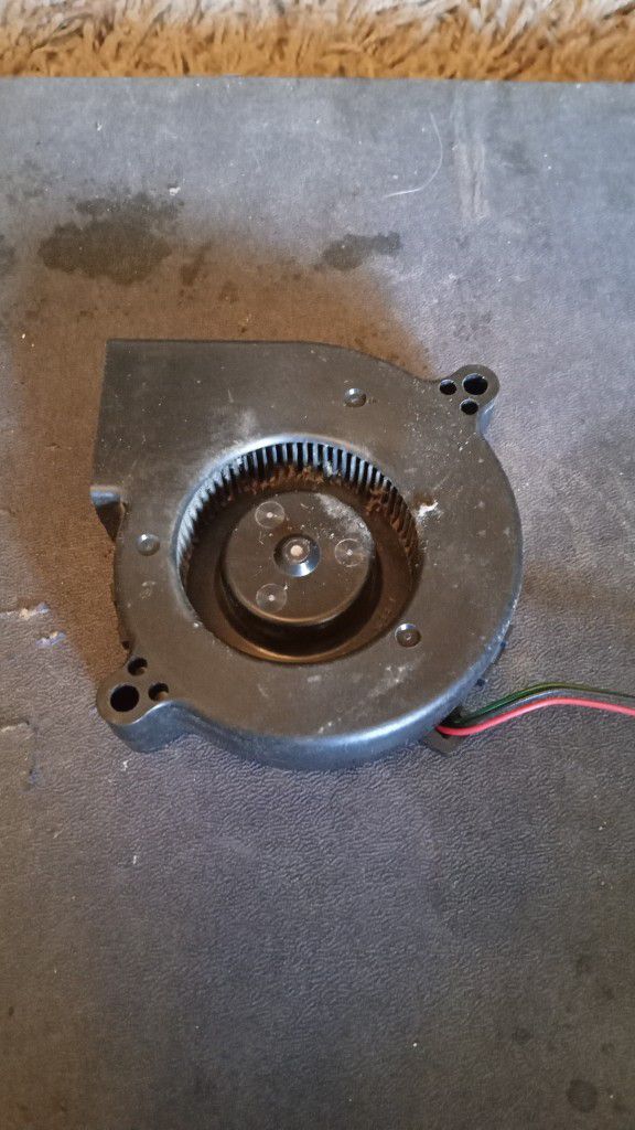 Blower Motor  Small. 12 Volt DC  3 Wire 