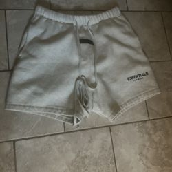 Light Oatmeal Essentials Shorts Small