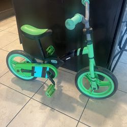 Little Tikes My First Balance-to-Pedal Training Bike for Kids in Green,