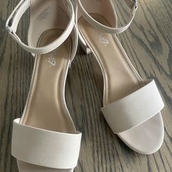 Girls Dress Shoes Size 4.5 (women’s 6-6.5)