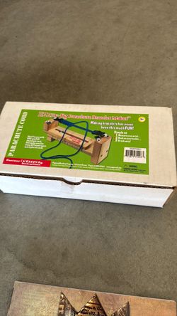 Ezzzy-Jig Parachute Cord Bracelet Maker