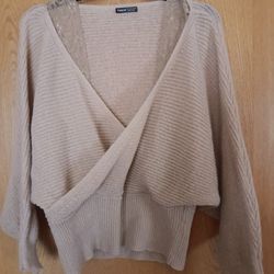 Women's Size Large,  Shein Vneck Sweater 