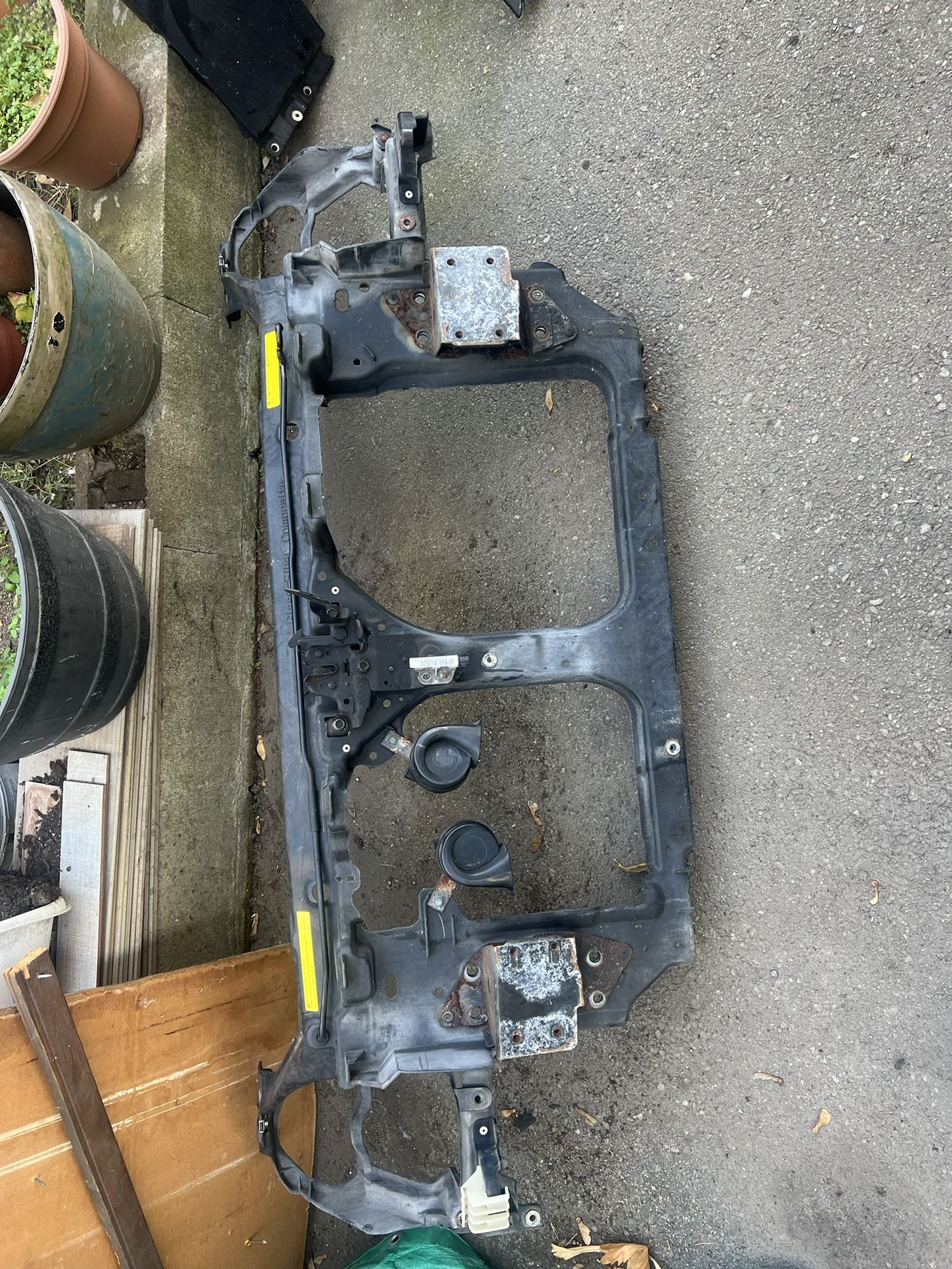 G35 Radiator Support