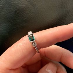 3 Stone Engagement Ring Emerald And Cz In Sterling Silver Size 9 
