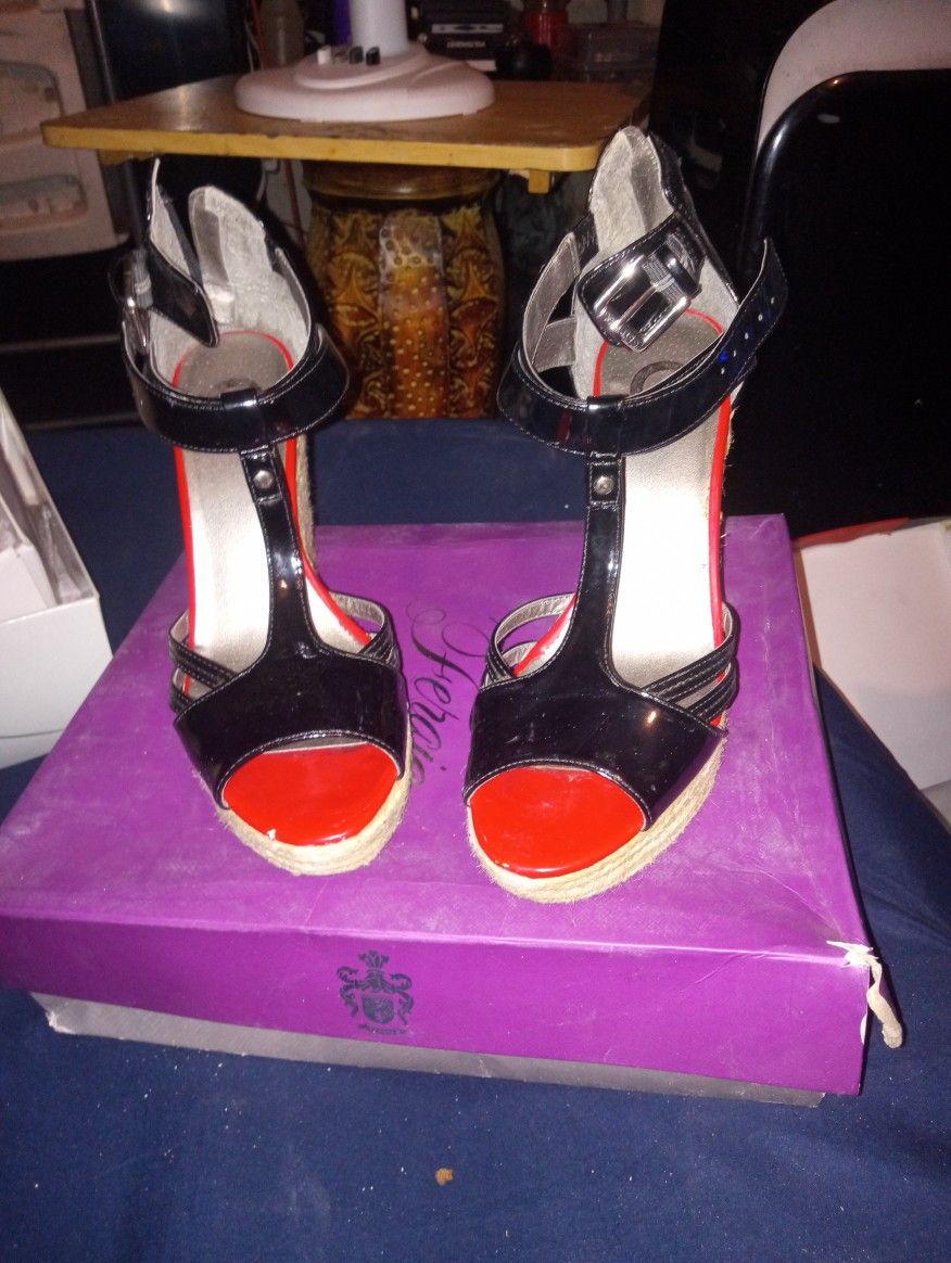 Guess Wedges