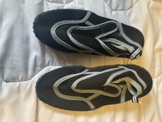 Youth Water Shoes as 11/12