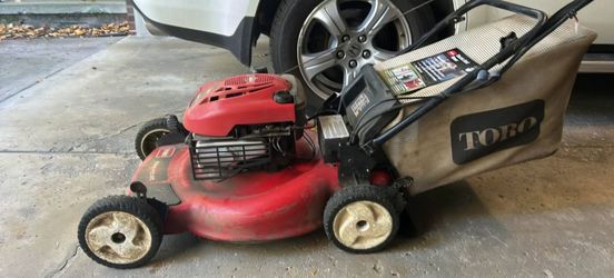 Lawnmower Toro