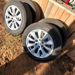 Oem 20s 6 Lug Chevy Wheels And Tires 