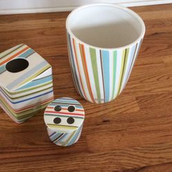 Echo Ceramic Bathroom Set EUC