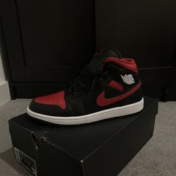 Jordan 1 & Chicago Bulls Bomber Jacket
