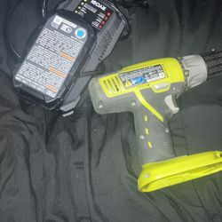 Top Line Ryobi Drill With Charger & Batter Perfect Condition 