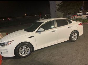 2018 KIA Optima