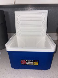 Igloo 9 Quart cooler, GUC