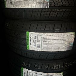 Achilles Street Hawk Sport (245/45/18)