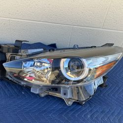 Mazda Mazda3 Headlight 2017-2018, Mazda 3 Headlamp, OEM ORIGINAL LIGHT 