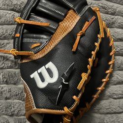 Wilson A2K Pro Stock Select Baseball First Base Mitt