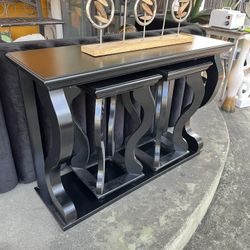 Table Sofa  / Entry Table With Barstools