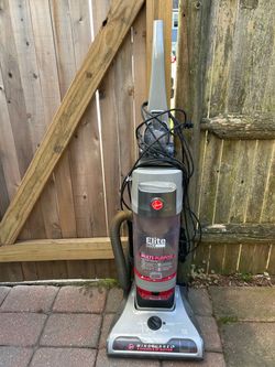 HOOVER BAGLESS VACUUM CLEANER
