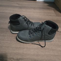 Youth Boots