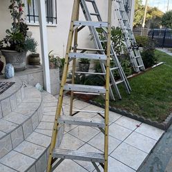 Excellent condition, a frame ladders fiberglass