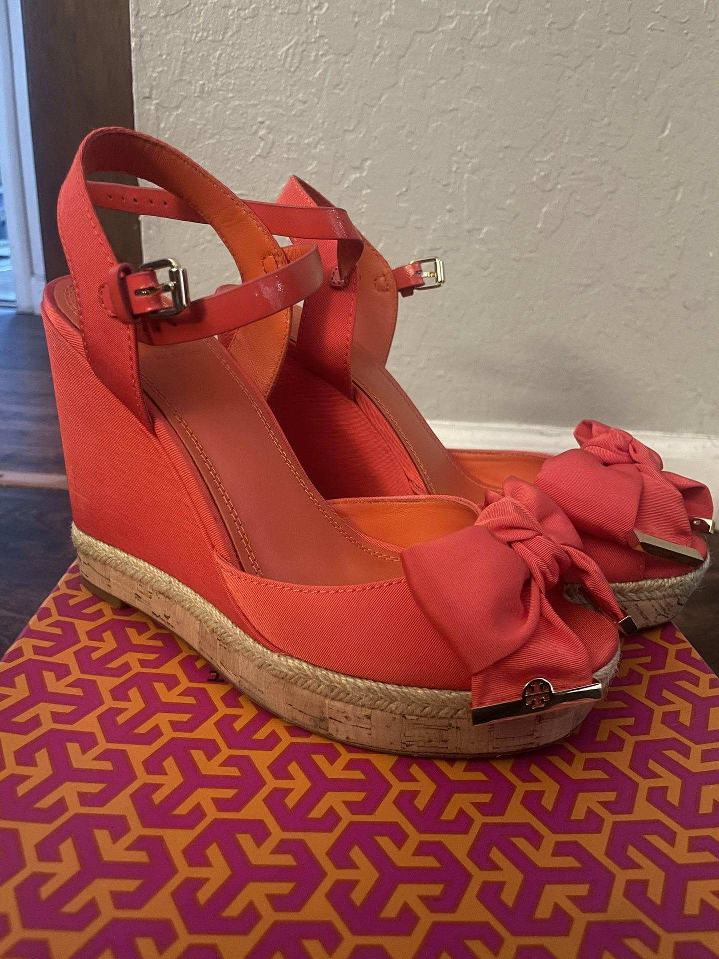 Tory Burch Poppy Red Wedges 