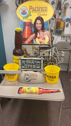 Cerveza Pacifico Clara bundle $200