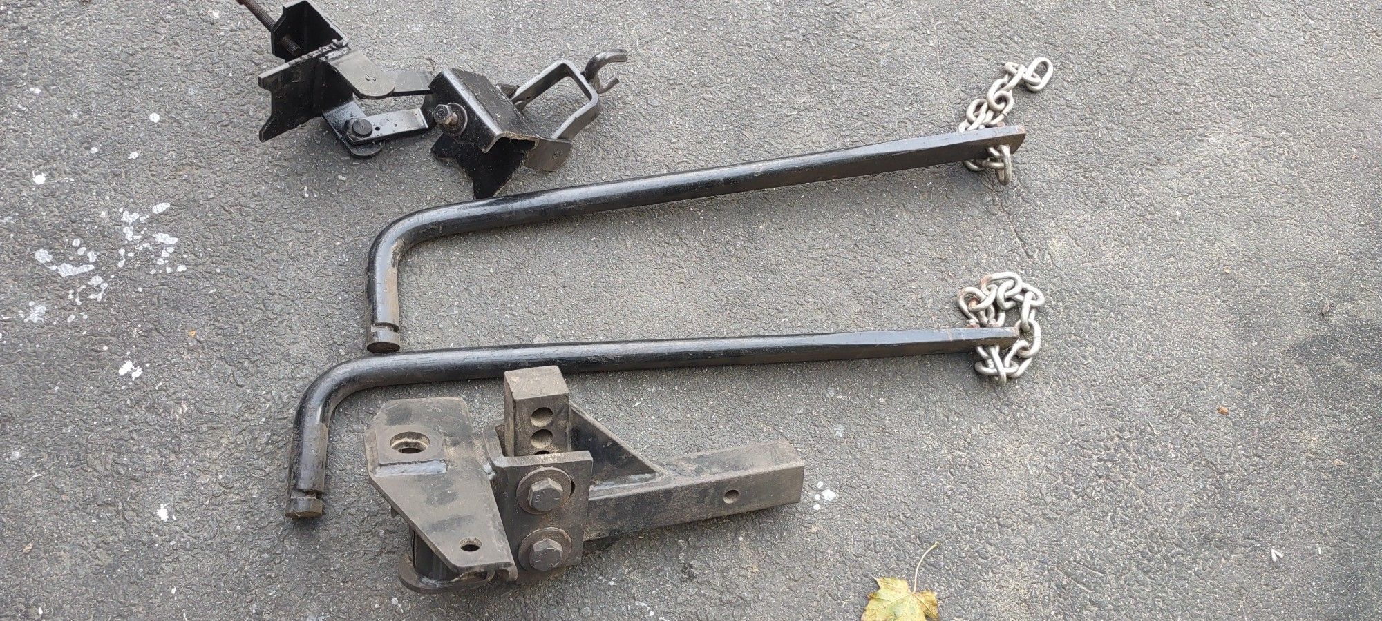 Weight Distribution Hitch