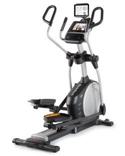 NordicTrack Elliptical Machine Commercial 14.9 Excellent Condition