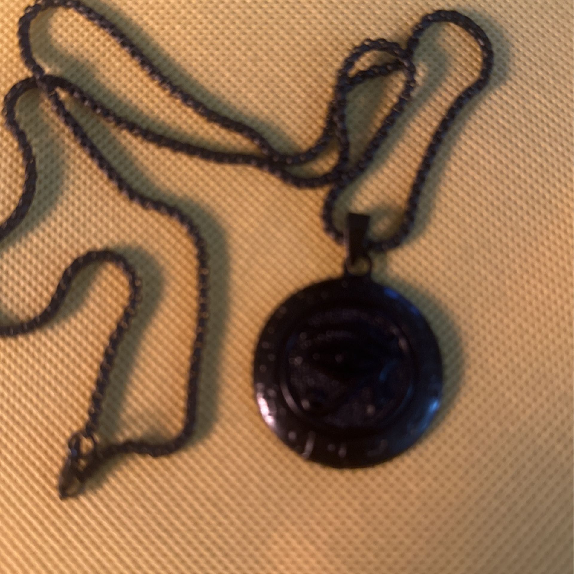 Necklace With Pendant 