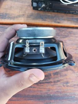 X plore speaker