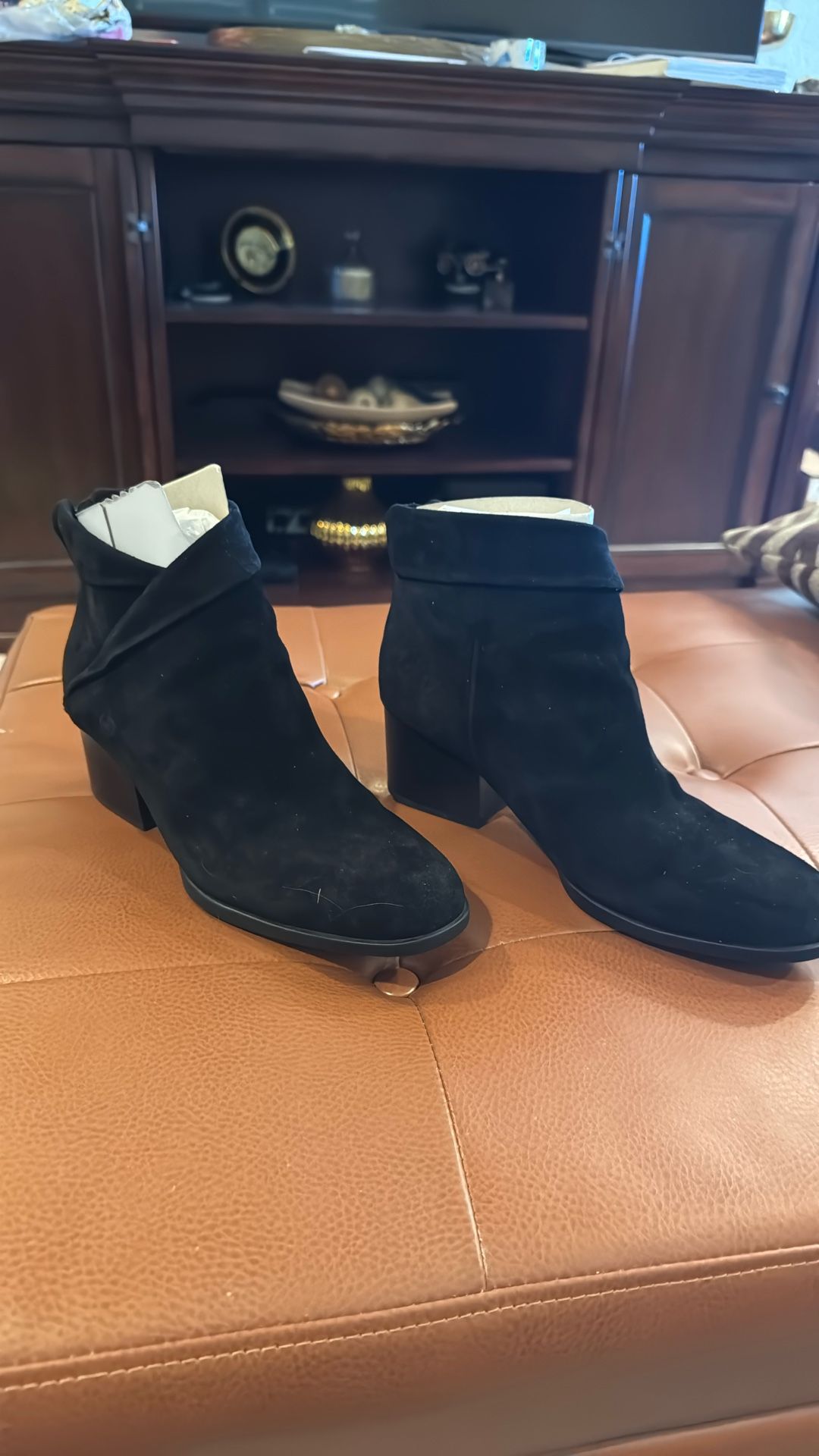 Born Dakota Bootie In Black Suede
