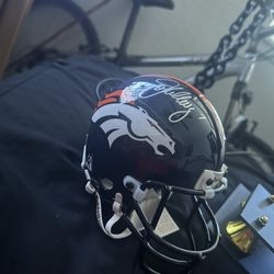 Broncos Mini Helmet John Elway 
