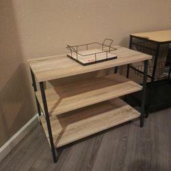 Shelves W Matching Accesory 