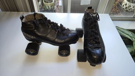 Women's Size 7 Roller Skates