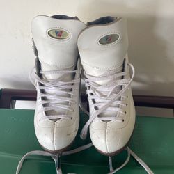 Riedell Figure Skate - Size 2 1/2 0