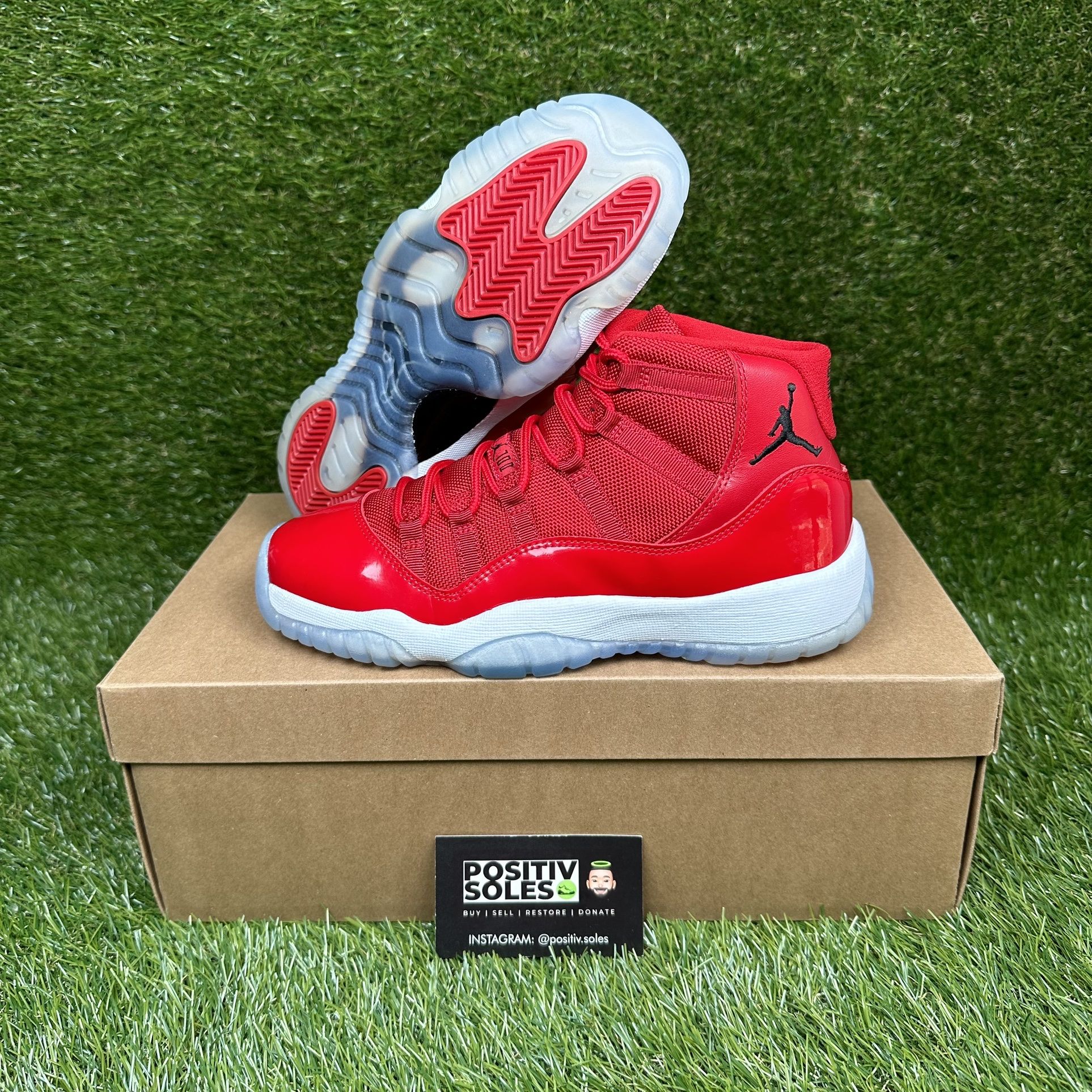 Air Jordan 11 GS Win Like '96 for Sale in Richmond, VA - OfferUp