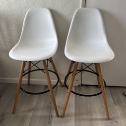 Bar Stools / Chairs