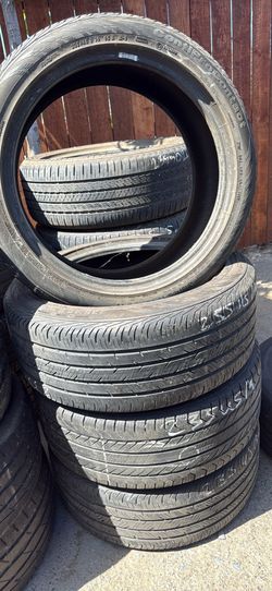 Continental 235/45R19