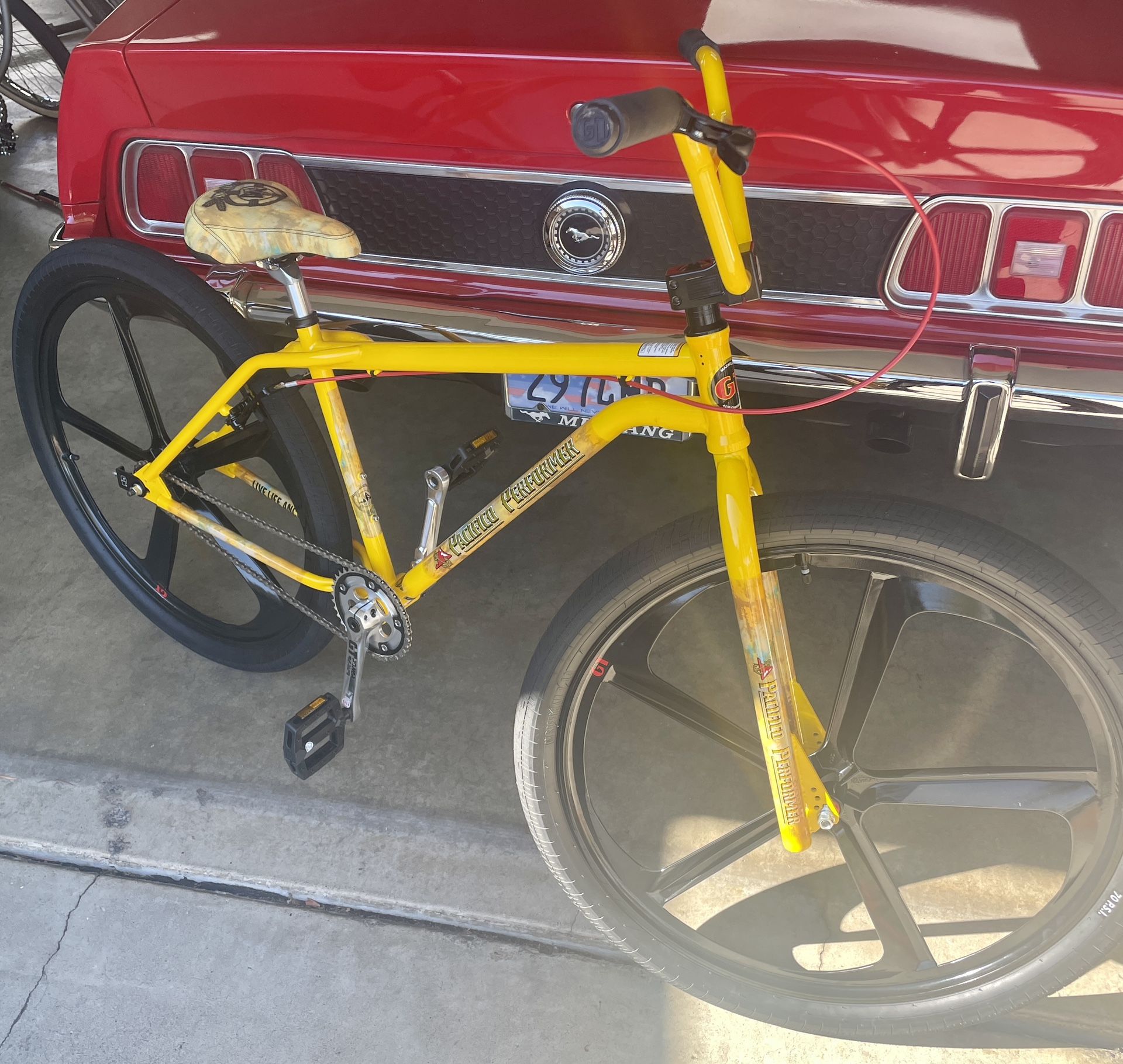 GT Performer Pacifico 29 Limited Edition BMX Bike New.