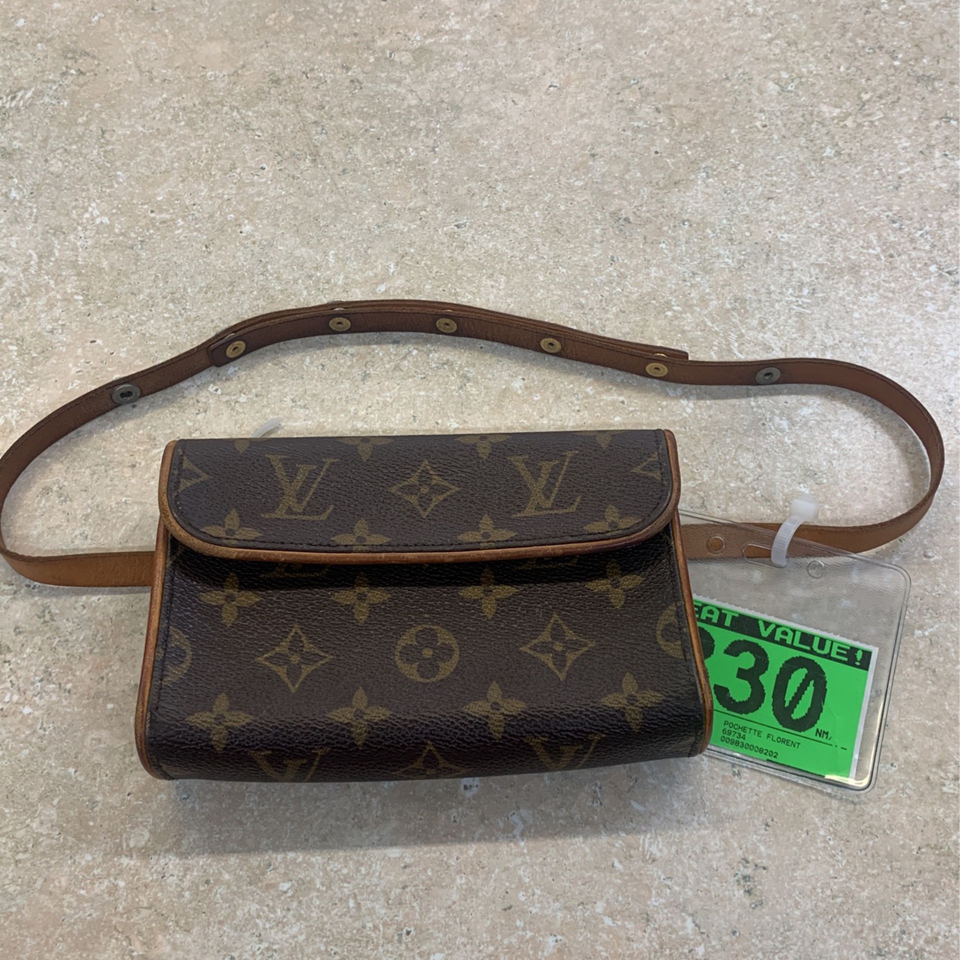 LOUIS VUITTON Waist Purse Has Certificate Of Authenticity for Sale in  Beaumont, TX - OfferUp