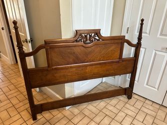 Vintage Headboard (Full)