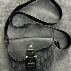 Christian Dior Crossbody Bag (black)