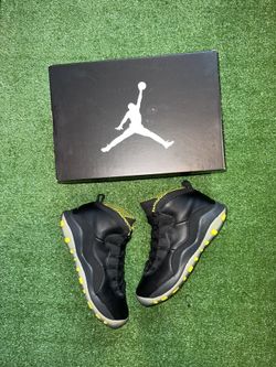 Jordan 10 Venom