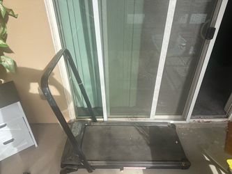 Folding Treadmill with Handrails – Home Workout