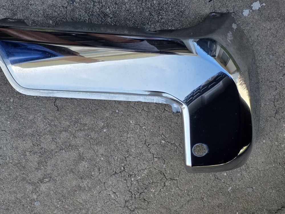 Toyota Tacoma bumper caps
