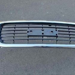 03-06 Gmc Sierra Grille Parilla